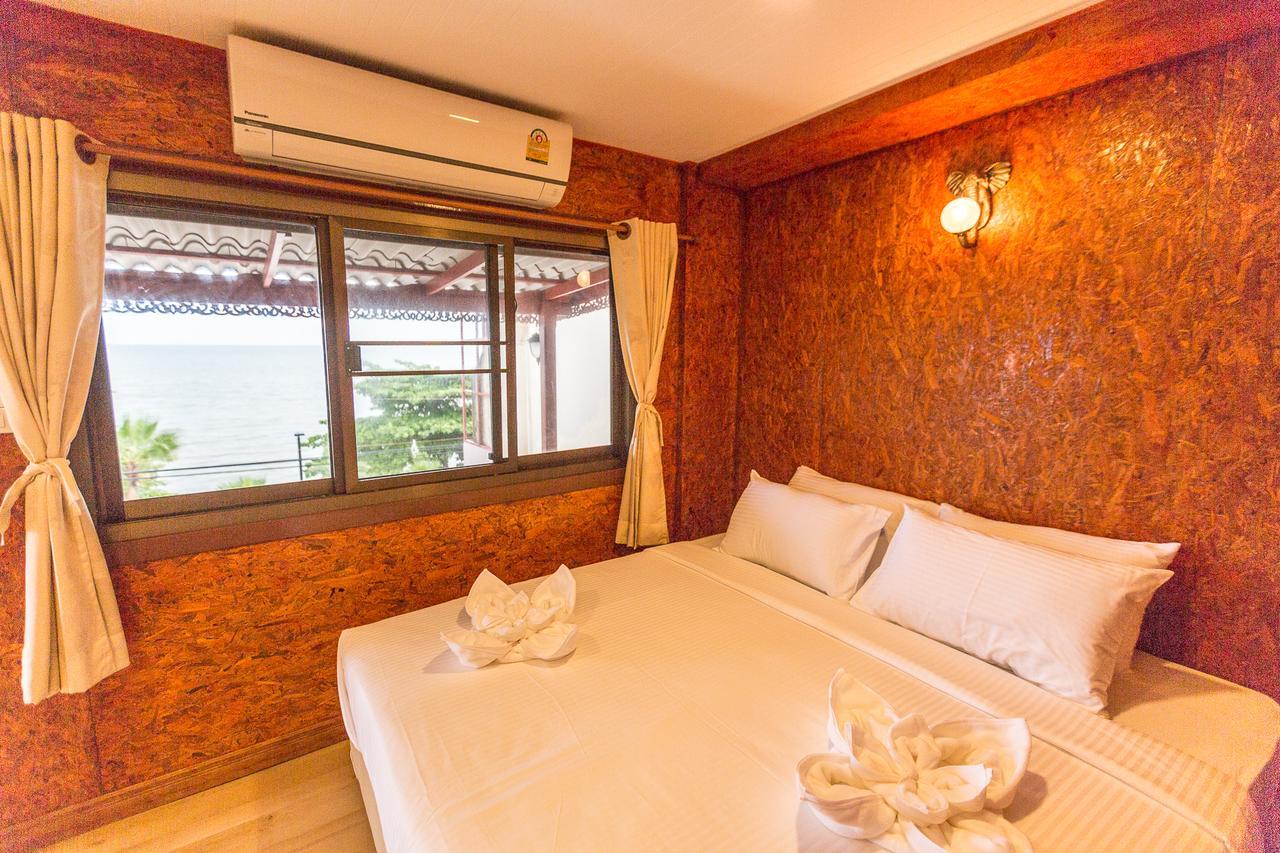 Marina Jomtien Beach Exterior photo